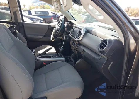 2022 Toyota Tacoma Sr5 V6 из США, поврежденный, VIN 3TMAZ5CNXNM166951